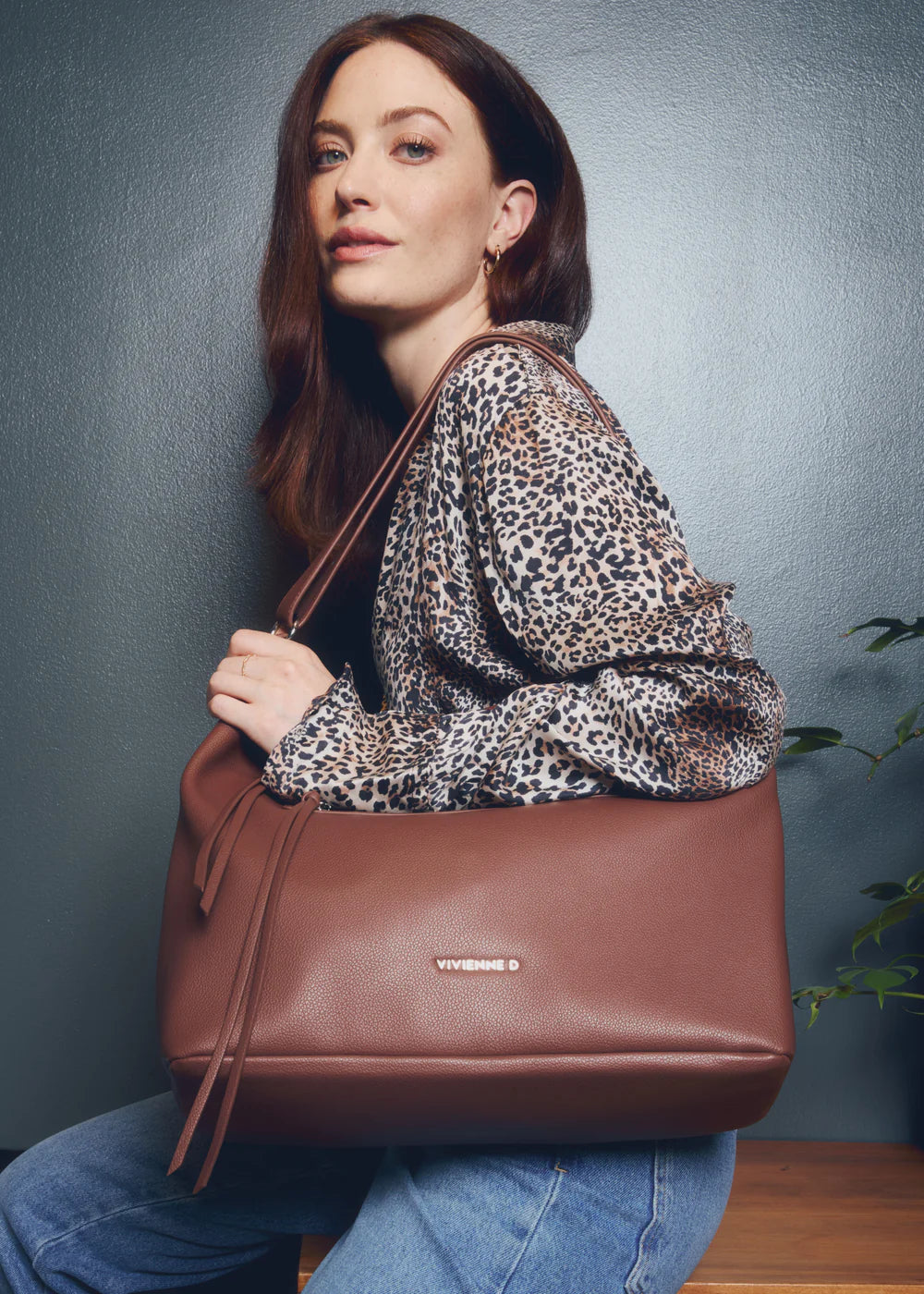 Vivienne D V093 marrone