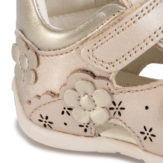 GEOX Bambina B Kaytan G.A-Pea.Le+Pea.Gbk Beige/Gold B0251A 044AJ C0871