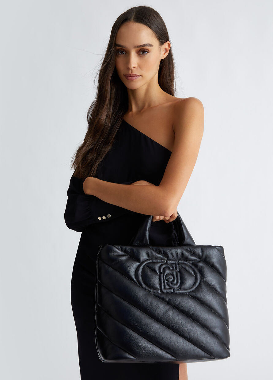 Liu jo N. ARTICOLO
AF4139E002222222T.U.
Shopping bag glossy matelassé nero