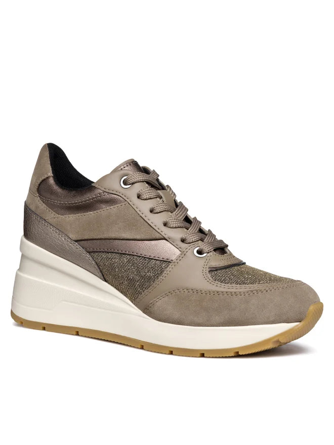 Geox
Sneakers D Zosma D368LA 0LY22 C6029 Beige