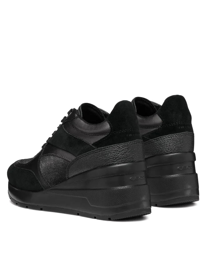 Geox
Sneakers D Zosma D368LA 0LY22 C9999 Nero