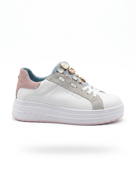 Apepazza modello Lia con tomaia bianca e inserti in camoscio rosa e azzurro
