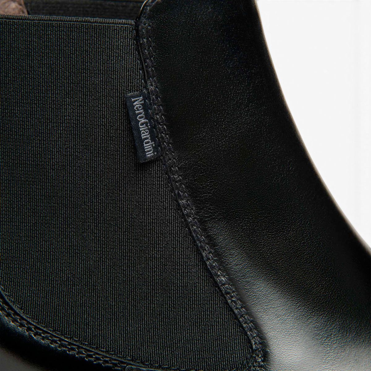 NeroGiardini I513974D-100-Nero